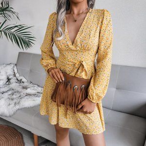 Ditsy Yellow Floral Tie Waist Long Sleeve V-Neck Mini Dress NWT